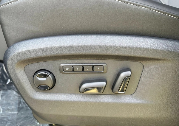 Volkswagen Caravelle cena 389000 przebieg: 1, rok produkcji 2024 z Bystrzyca Kłodzka małe 352